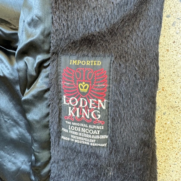 Womans size 10 Vintage London King Genuine Wool coat - Picture 2 of 4